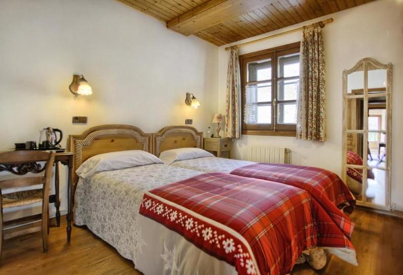 San Marsial Benasque Apartamentos Y