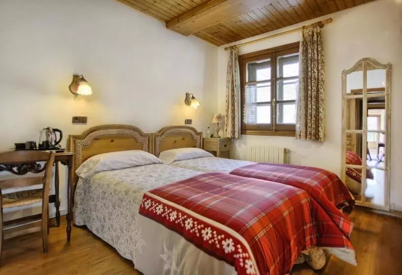 San Marsial Benasque Apartamentos Y