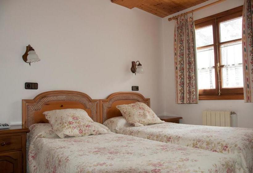 San Marsial Benasque Apartamentos Y