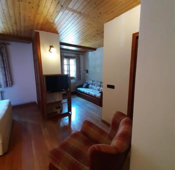 San Marsial Benasque Apartamentos Y