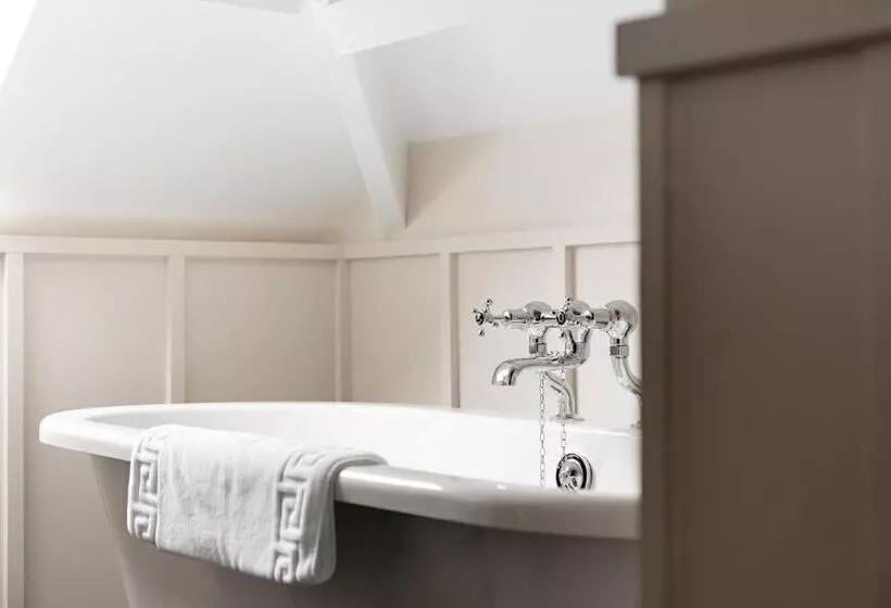 Bed and Breakfast Chestnut Villa