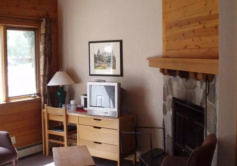 فندق Bear Hill Lodge