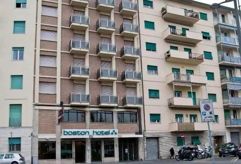 هتل Boston