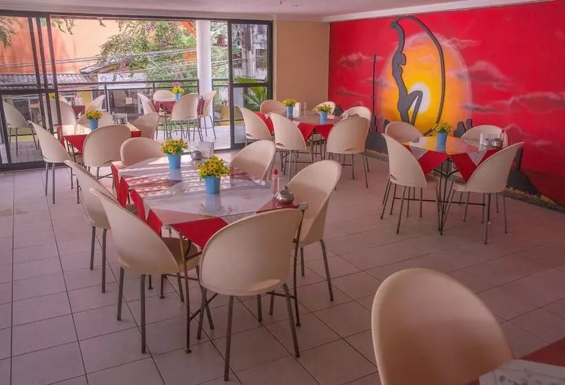 Отель Rede Andrade Casa Blanca