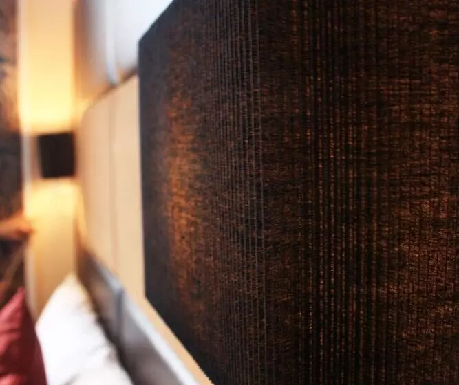 هتل Edinburgh Regency Guest House