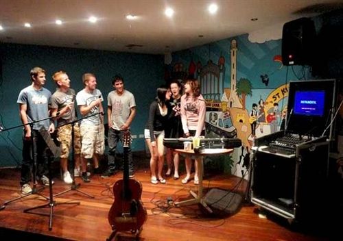 호텔 Habitat Hq  Hostel