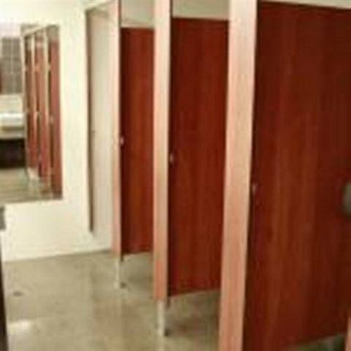 호텔 Habitat Hq  Hostel