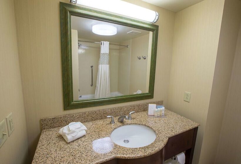 فندق Hampton Inn & Suites Berkshires Lenox
