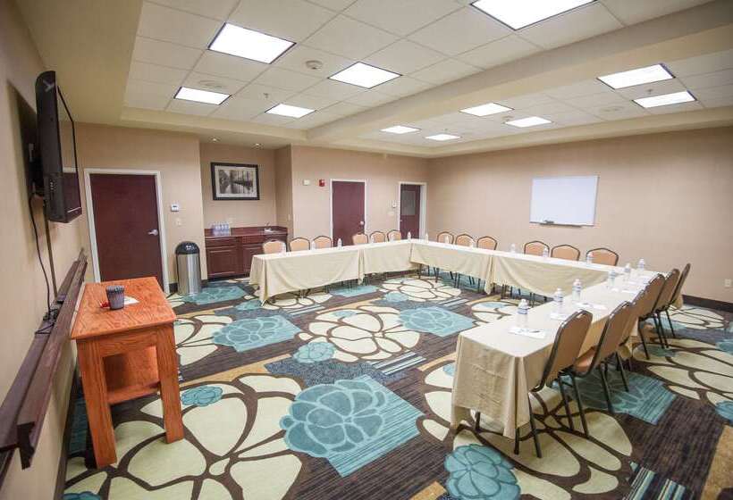 호텔 Hampton Inn Brattleboro