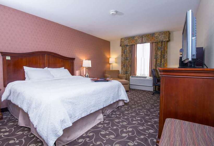 호텔 Hampton Inn Brattleboro