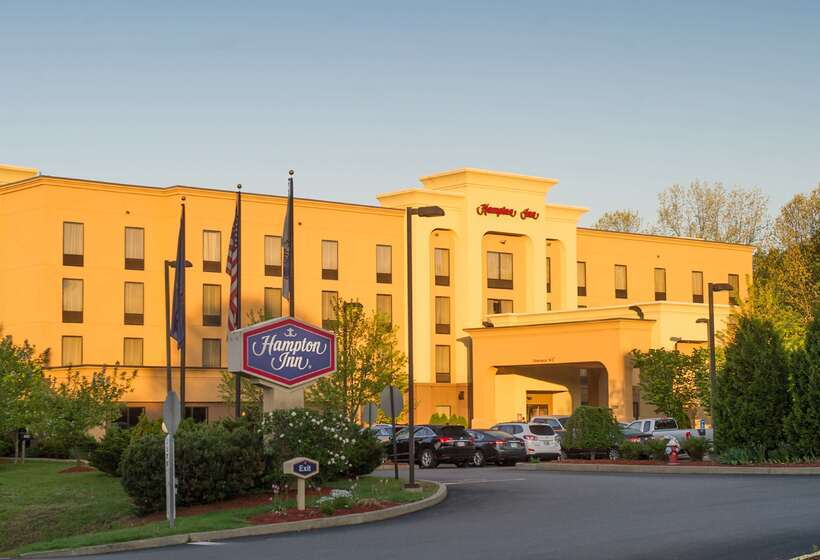 호텔 Hampton Inn Brattleboro