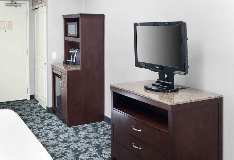 فندق Hilton Garden Inn Detroit/novi