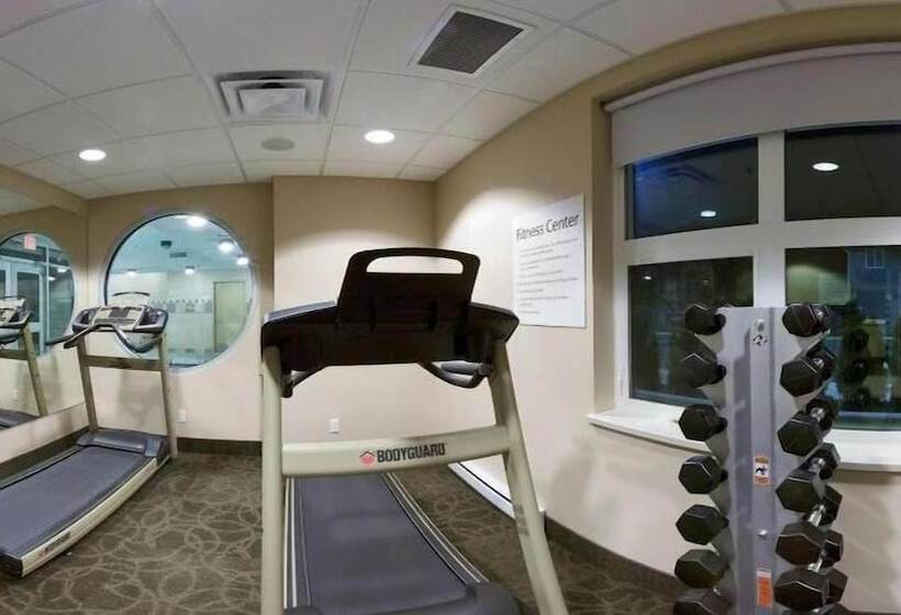 Holiday Inn Hotel & Suites Surrey East Cloverdale, An Ihg