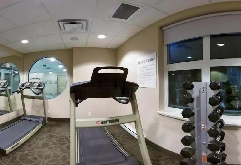 Holiday Inn Hotel & Suites Surrey East Cloverdale, An Ihg