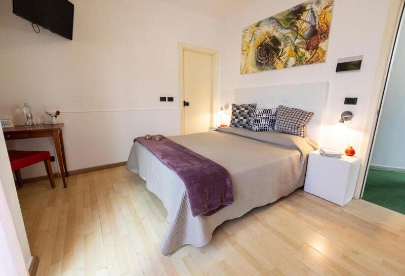 בית מלון כפרי Paistos Paestum