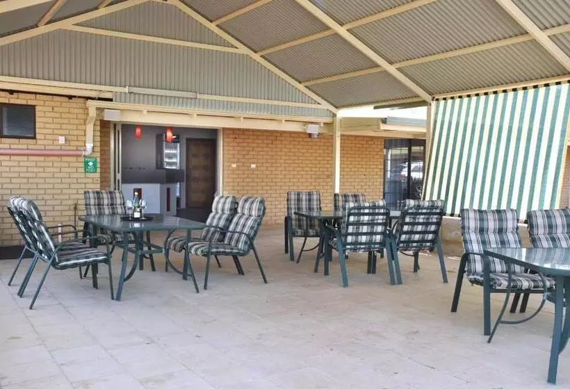 酒店 Pinjarra Resort