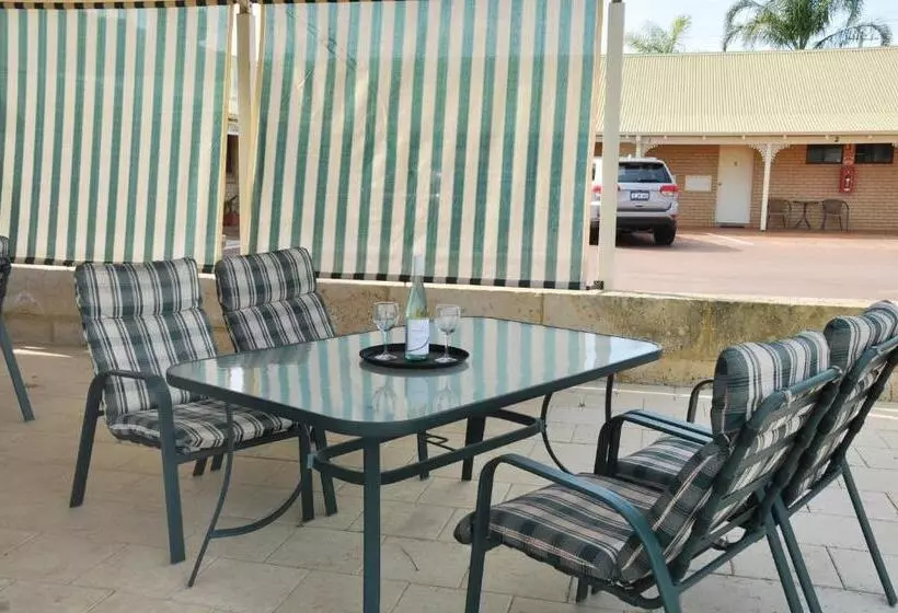 酒店 Pinjarra Resort