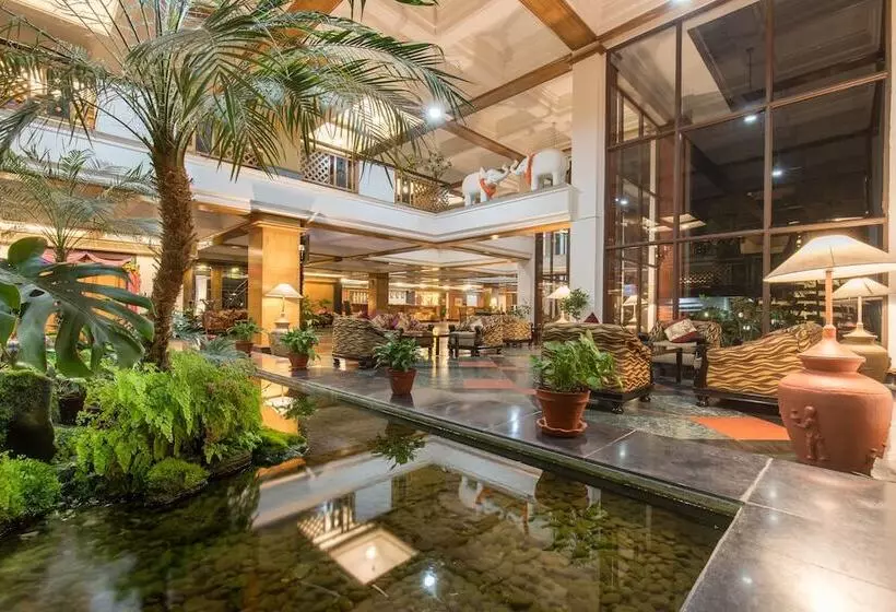 هتل Pokhara Grande