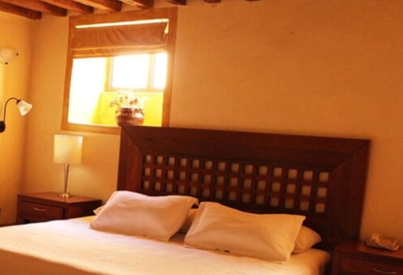 هتل Quinta Santiago