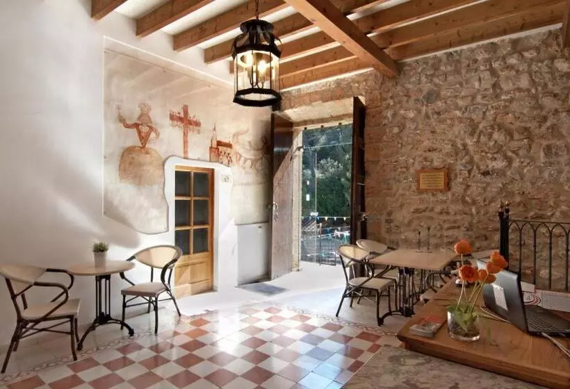 Hotel Rural Petit Hotel Hostatgeria La Victoria