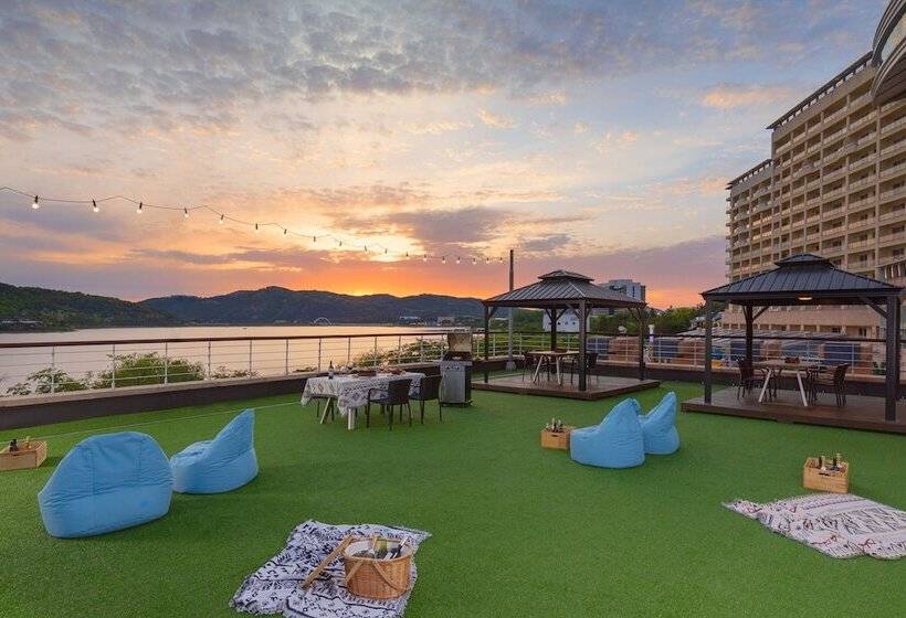 Hotel Sono Calm Gyeongju