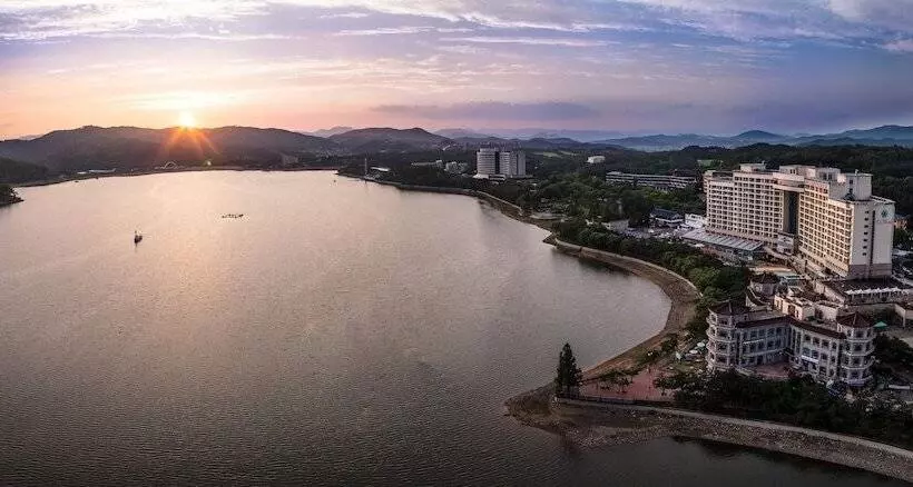 Отель Sono Calm Gyeongju