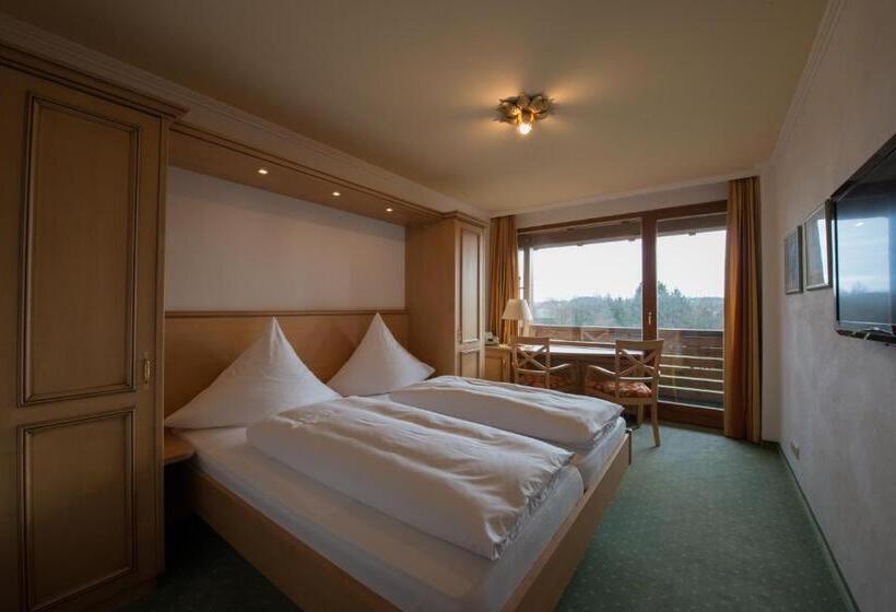 Отель St. Ulrich Garni