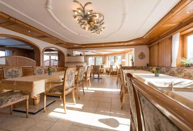 Hotel St. Ulrich Garni