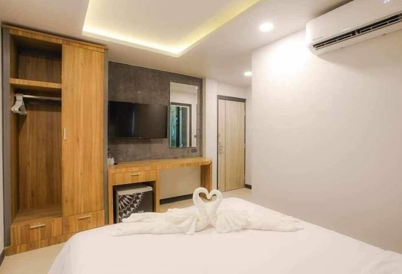 The Mantra Hotel Kata Noi