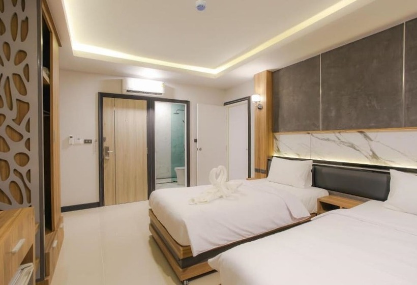 The Mantra Hotel Kata Noi