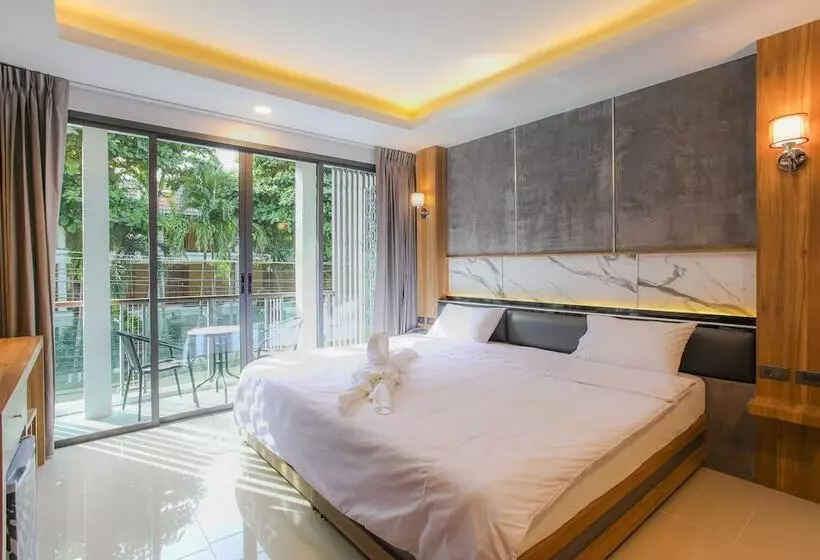 The Mantra Hotel Kata Noi