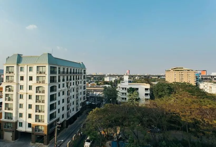 هتل Thomson Residence