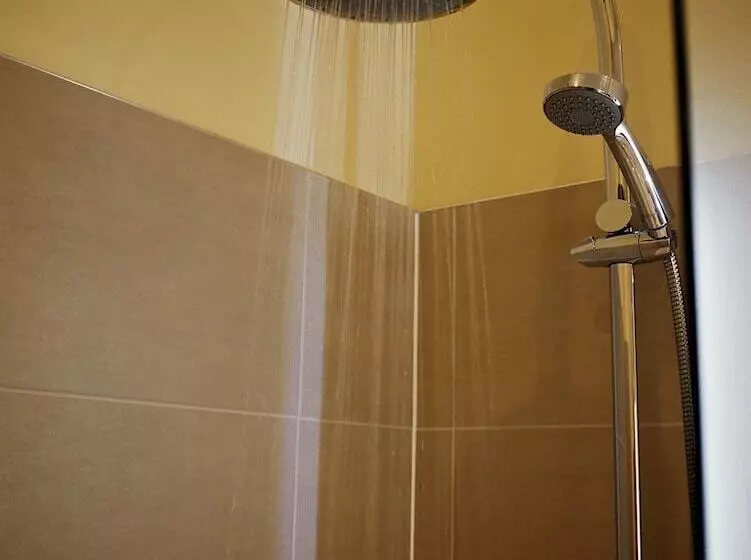 ペンション 28 York Place