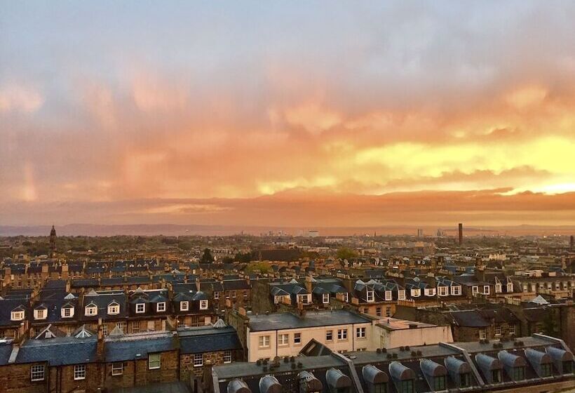 ペンション 28 York Place