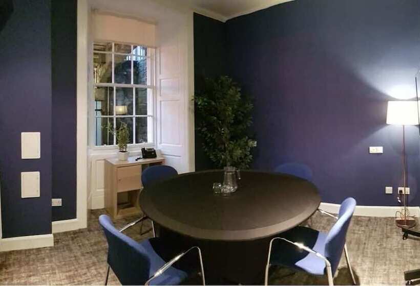 ペンション 28 York Place