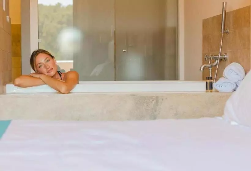 אתר נופש Basiliani   Cdshotels