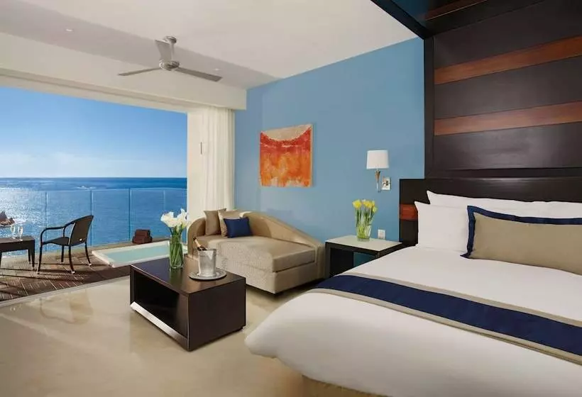 Secrets Huatulco Resort & Spa