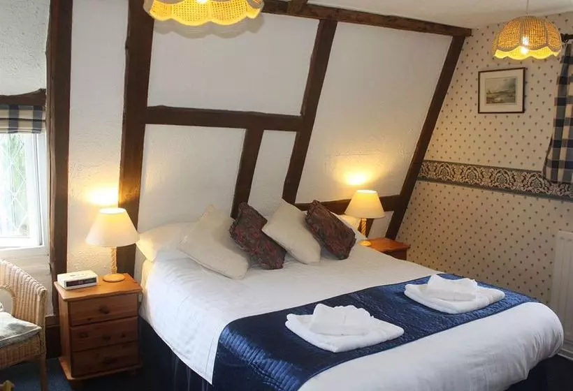 مبيت وإفطار Churchview Guest House