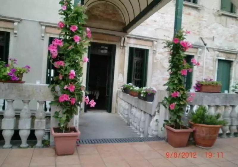 Aamiaismajoitus (B&B) Residenza Zanardi