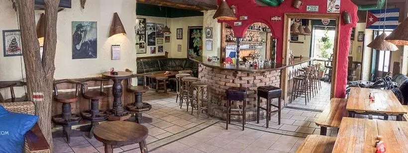 Cuba Bar & Hostel