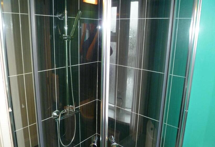 Greenlaw Guest House