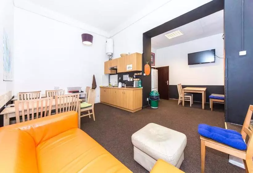 Hostel Orange