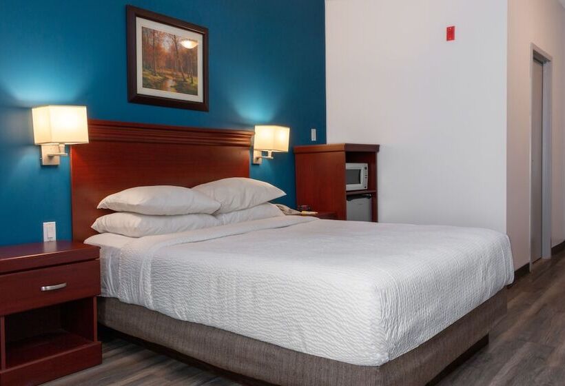 فندق Signature Inn & Suites Hamilton