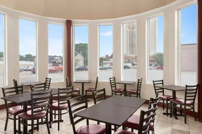 호텔 Signature Inn & Suites Hamilton