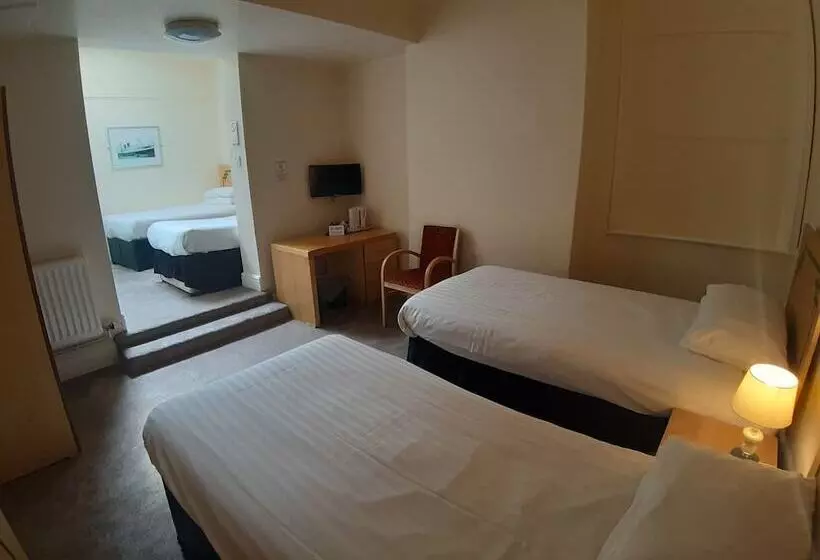 Hanover Hotel & Mccartney S Bar