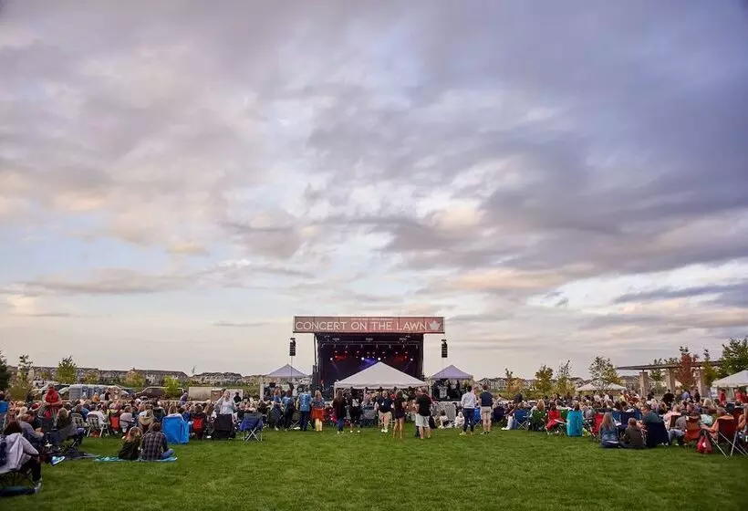 Holiday Inn Hotel & Suites Maple Grove Northwest Minneapolis Arbor Lakes, An Ihg