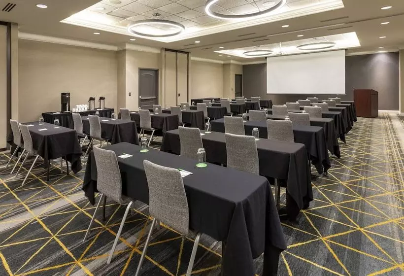 Holiday Inn Hotel & Suites Maple Grove Northwest Minneapolis Arbor Lakes, An Ihg