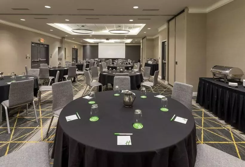 Holiday Inn Hotel & Suites Maple Grove Northwest Minneapolis Arbor Lakes, An Ihg