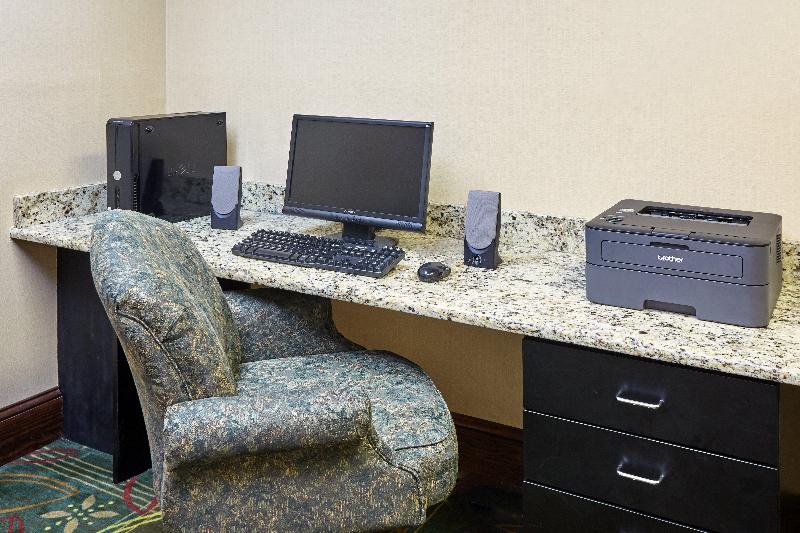 Otel Holiday Inn Express & Suites Bufordmall Of Georgia