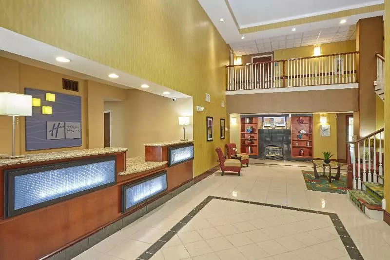 Отель Holiday Inn Express & Suites Bufordmall Of Georgia